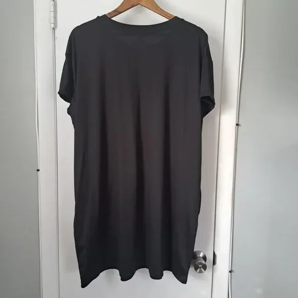 Joy Spun Black "How to Build a Snowman" Sleep Shirt Women's L/XL - Picture 2 of 4